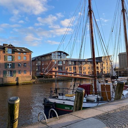 Simmerdeis Am Hafen Husum  Exteriör bild